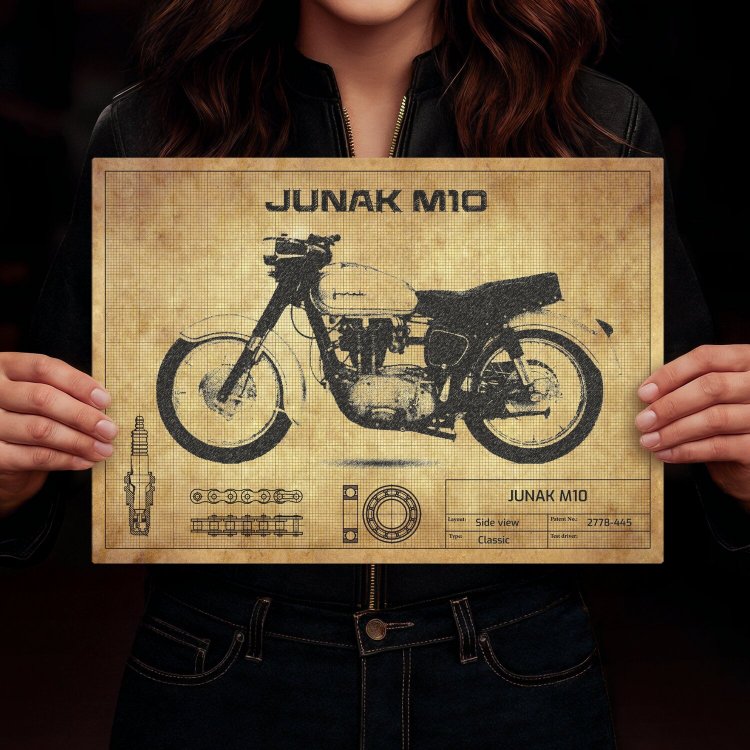 Junak M10