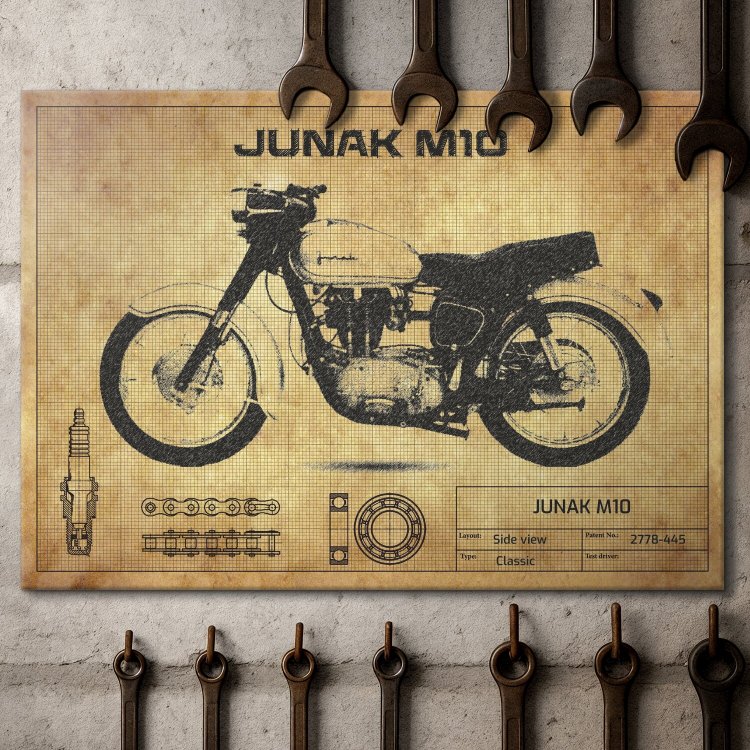 Junak M10